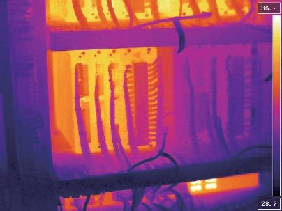 1762843919677277.jpg 卡片式红外热成像 应用场景2.jpg